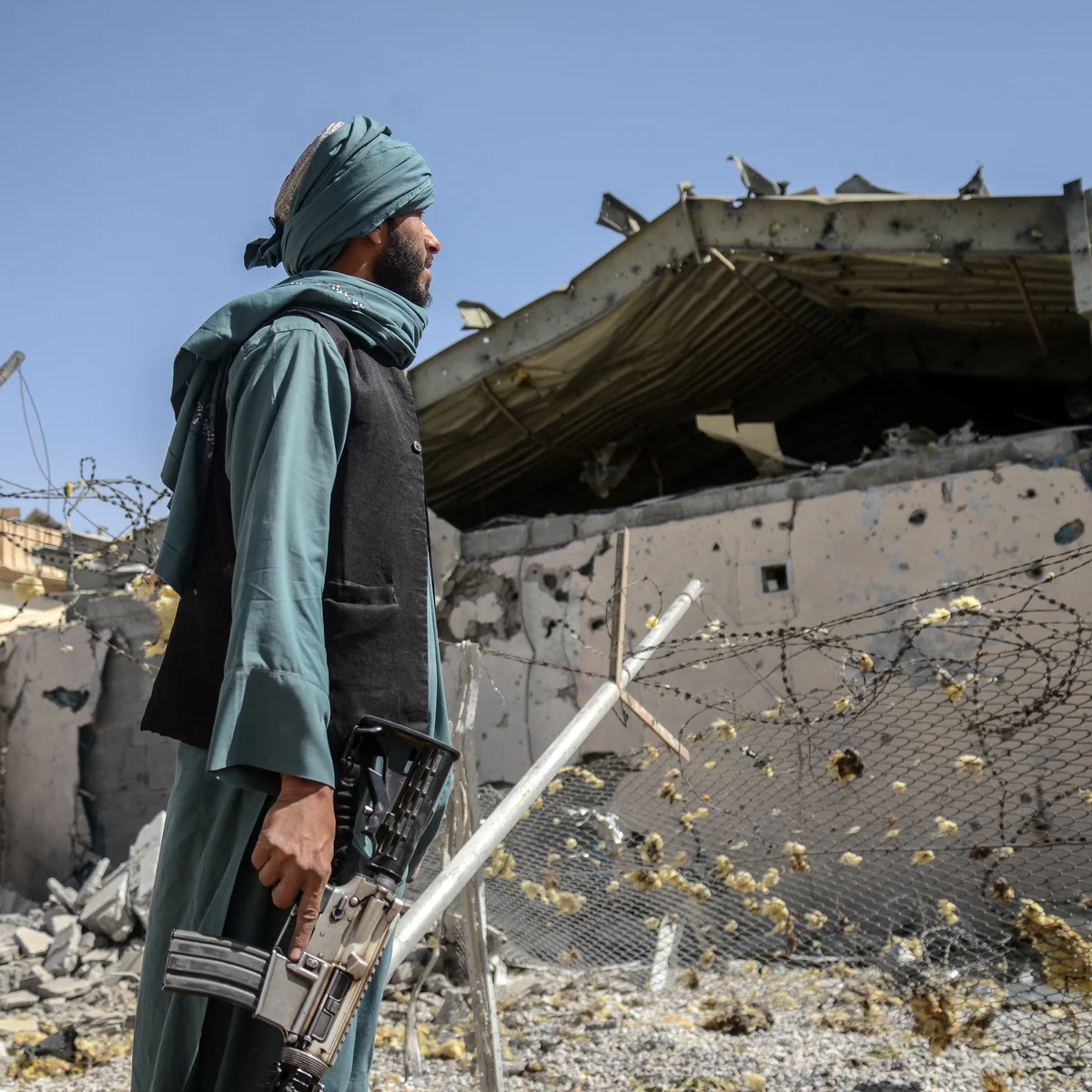 Pakistan destroys facilities used by militants in Afghanistan