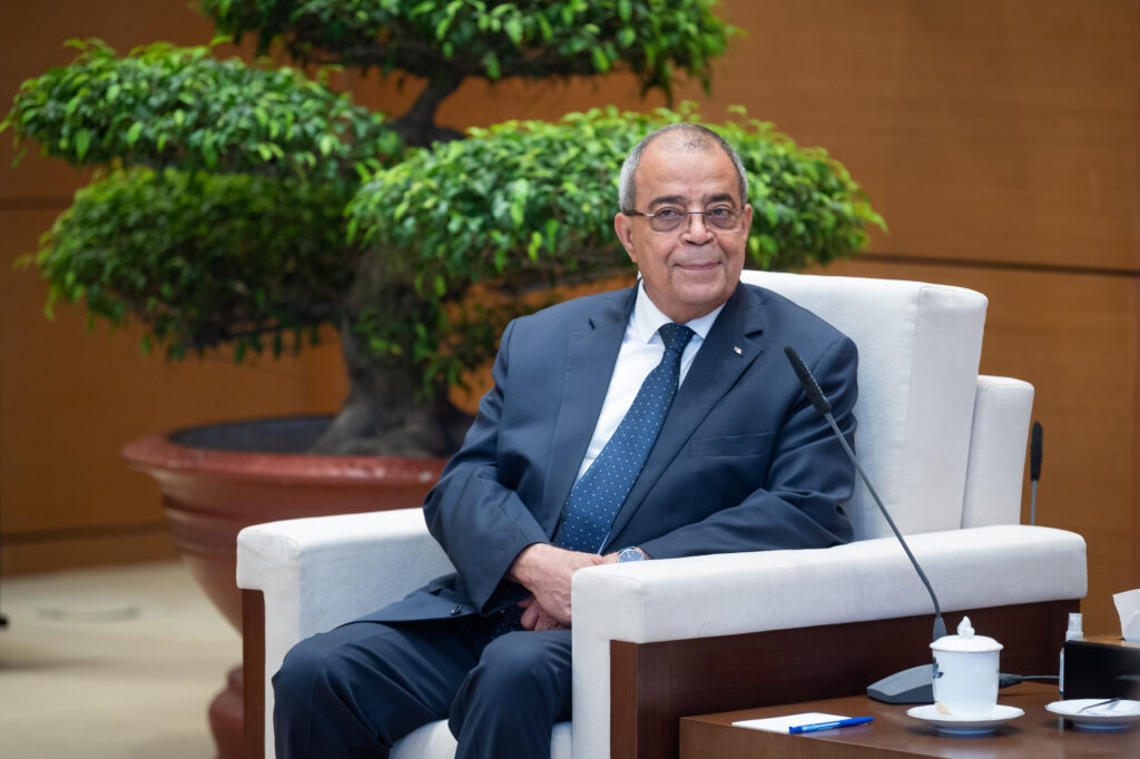 Former Algeria industry minister jailed for corruption case