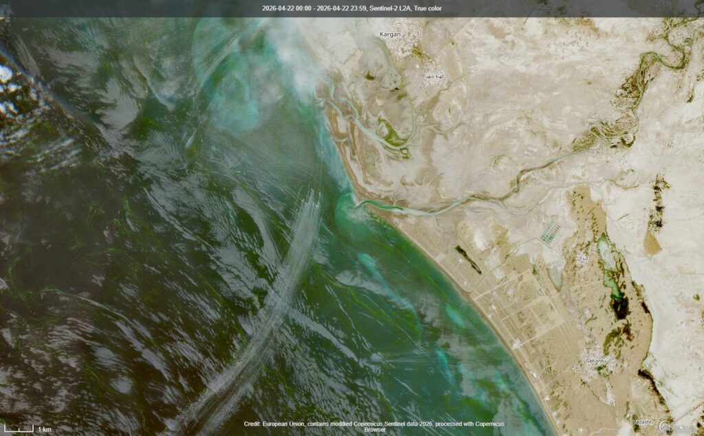 IRGC attack boat swarm in Hormuz sparks mine-laying fears