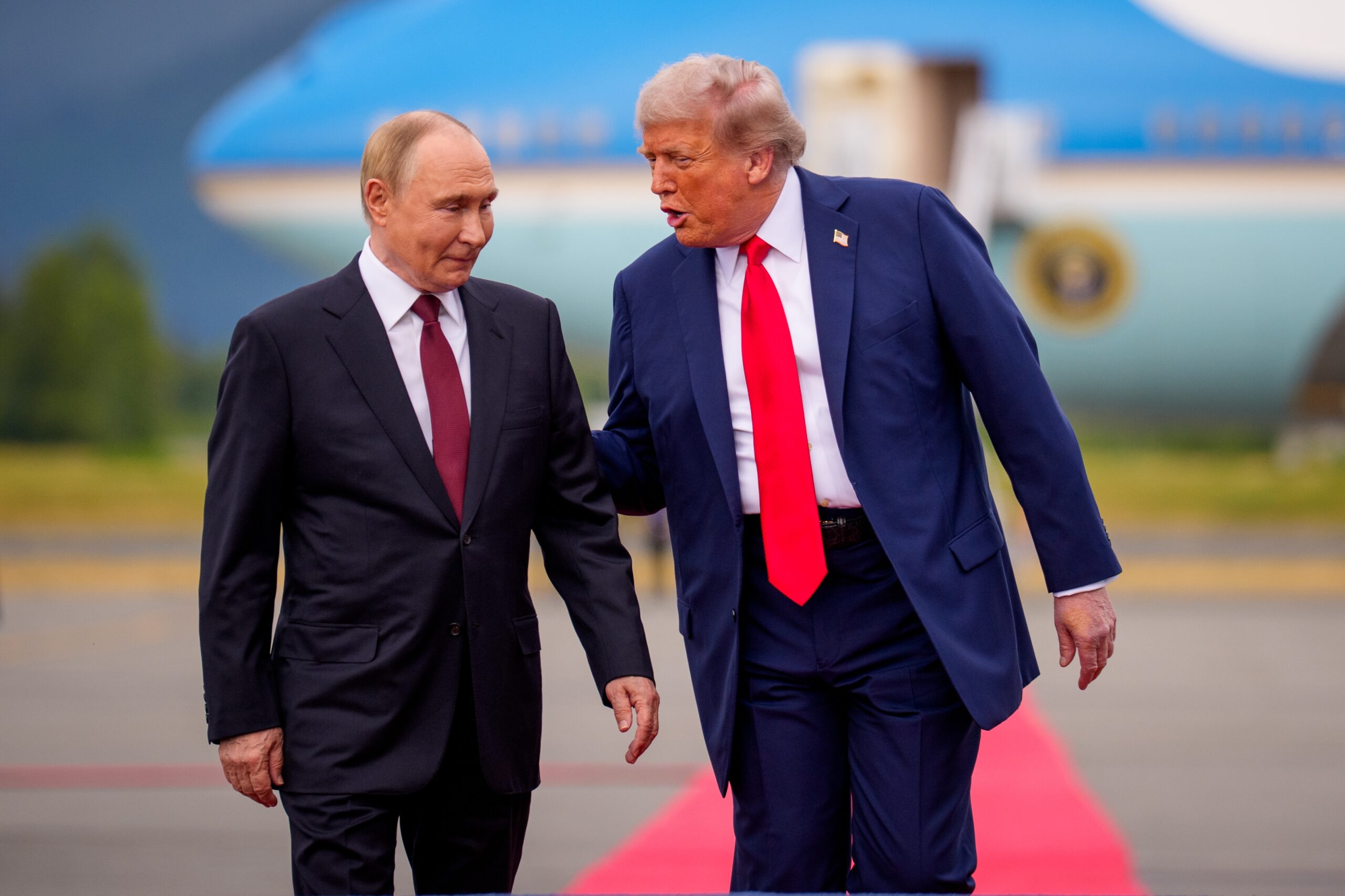 Putin and Trump discuss Ukraine war and Iran ceasefire in call