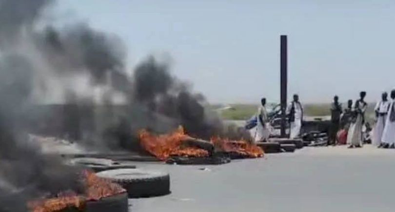 Sudanese people protest Burhan junta, paralyzing traffic