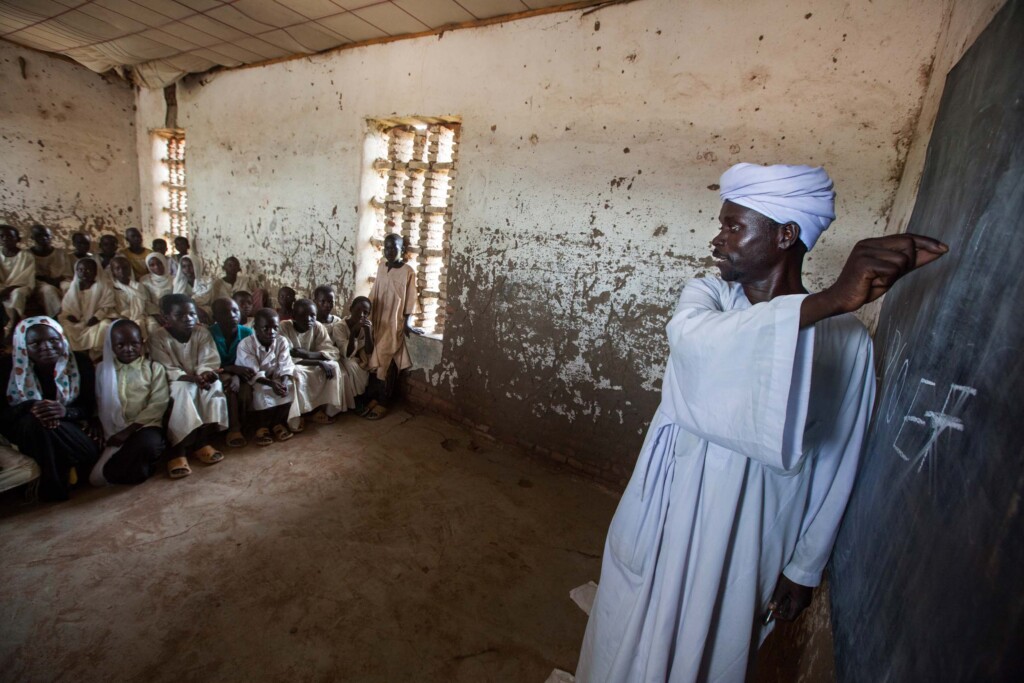 Burhan-backed education chief proposes armed replacements for teachers