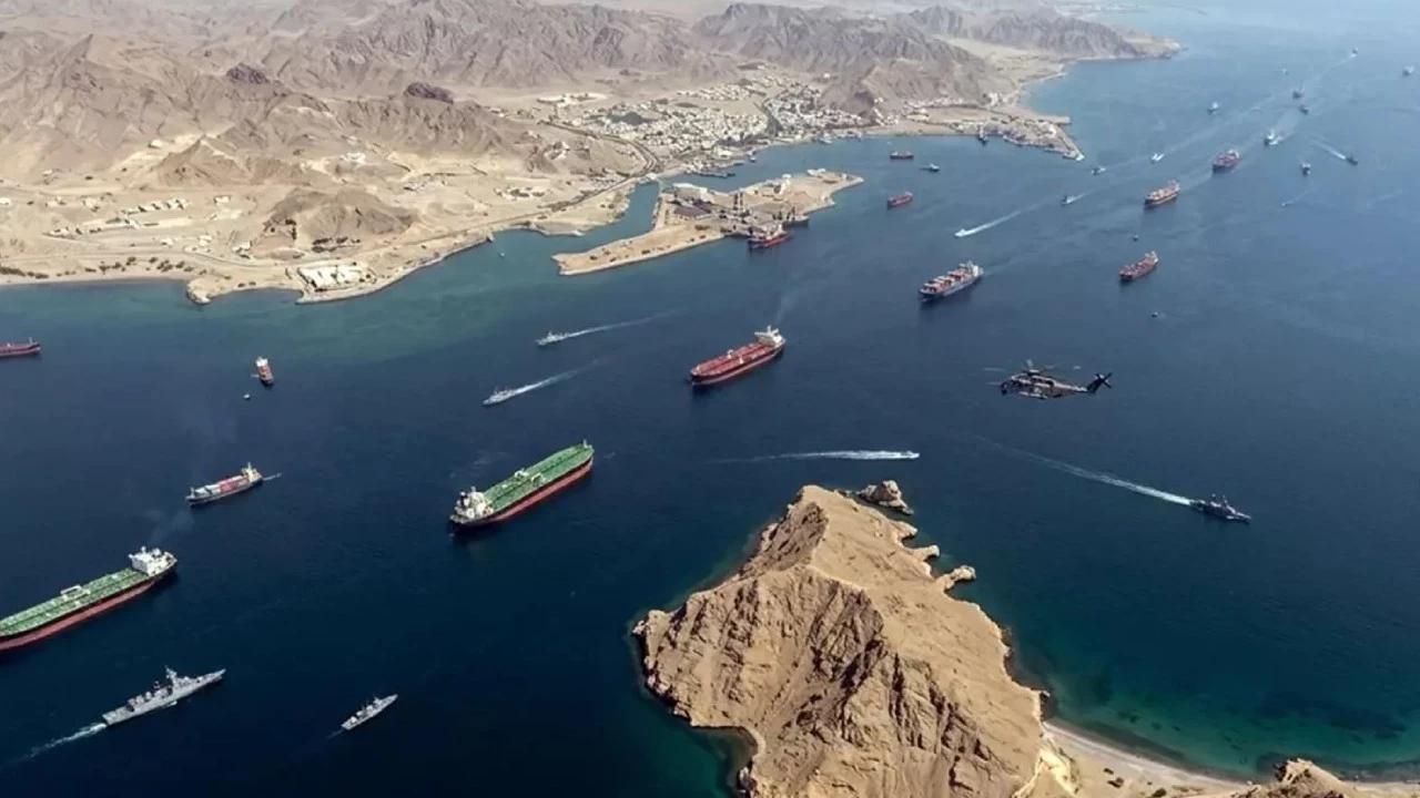 Ship seized near UAE as Trump and Xi discuss Hormuz and Iran