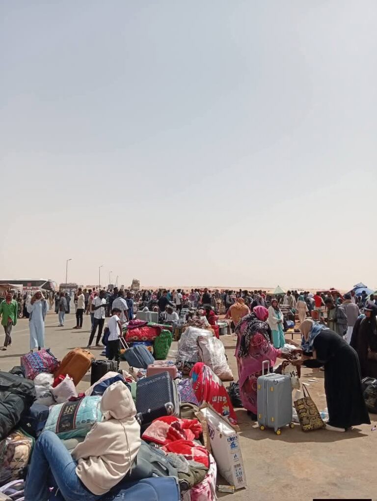 Three Sudanese die as thousands stranded at Arqin crossing