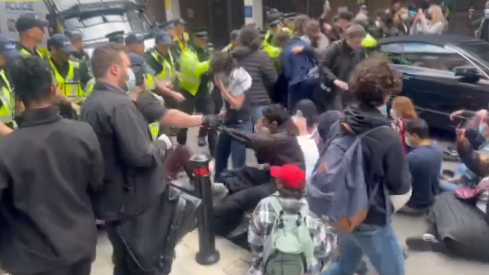UK police probe Kamal Idris delegation after Oxford protest clashes
