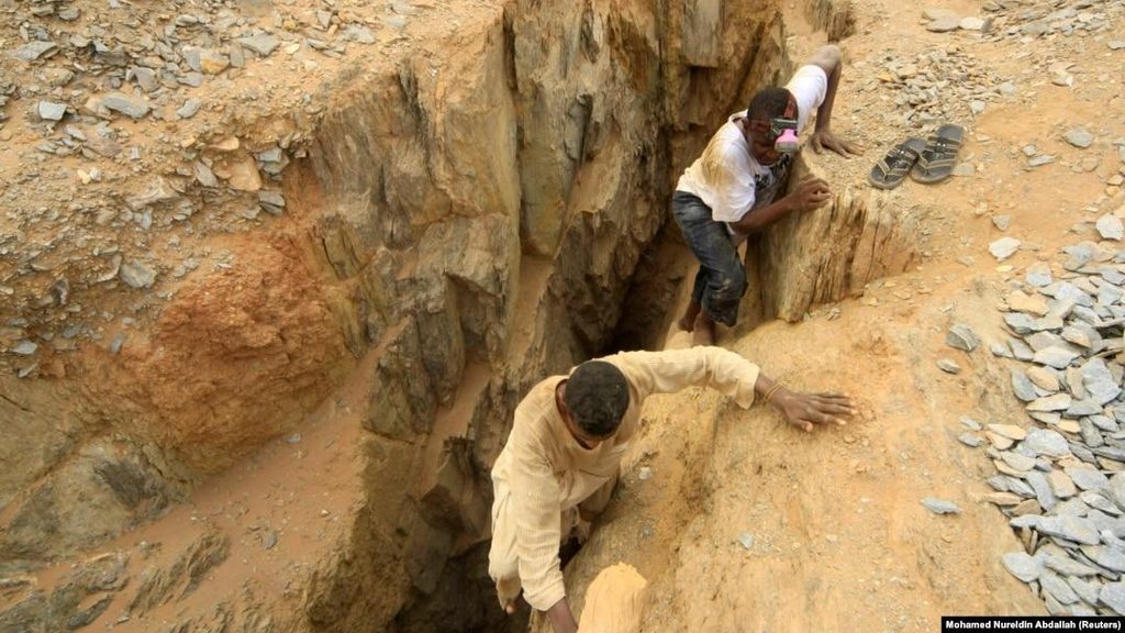 At least 60 killed in Sudan gold mine collapse