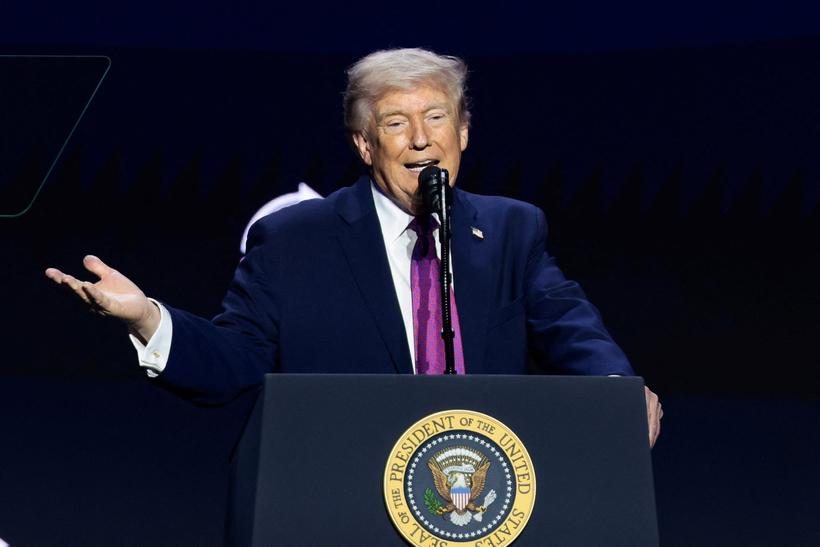 Trump says Iran collapsing, proposes ‘Trump Strait’