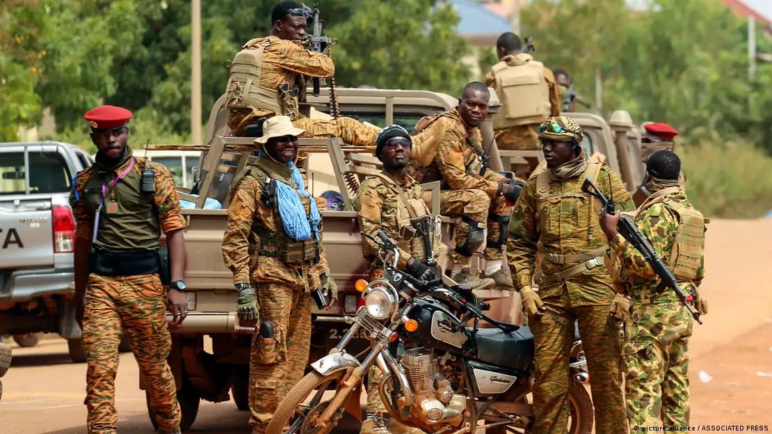 Sahel militias struggle to halt militant advances