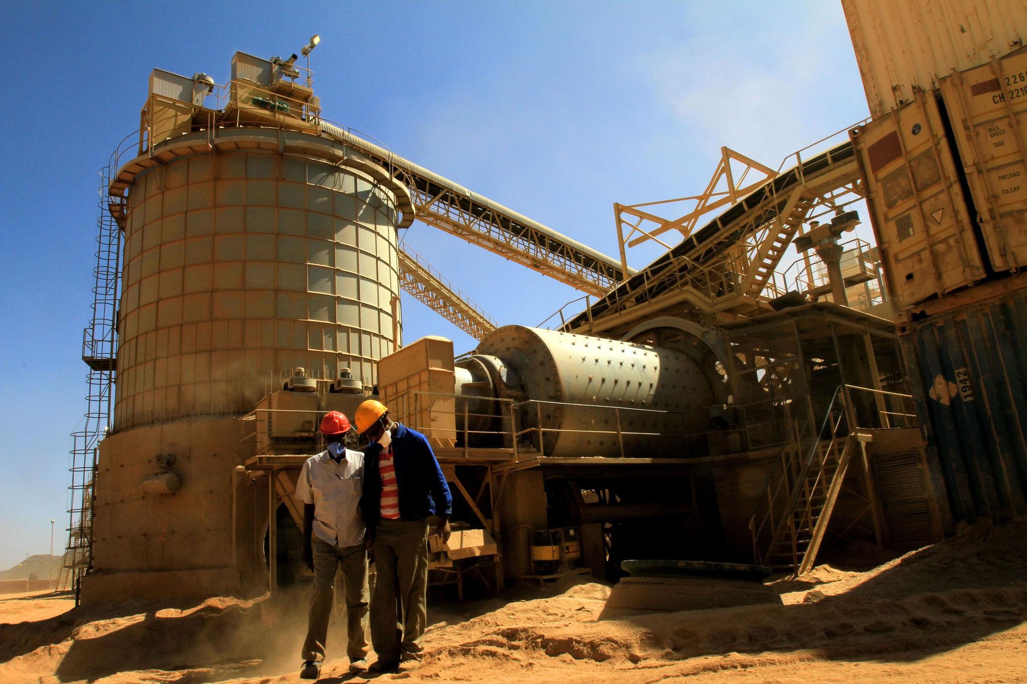 Sudan gold producers threaten October shutdown over pricing dispute