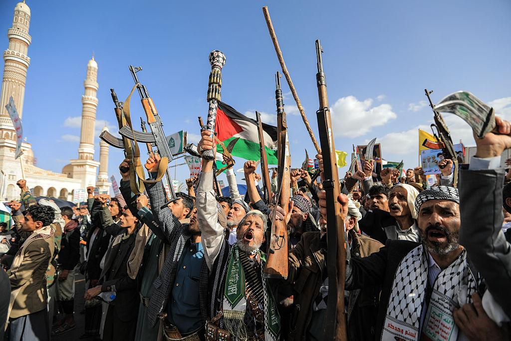 Trump reportedly calls off US strikes as Houthis advance