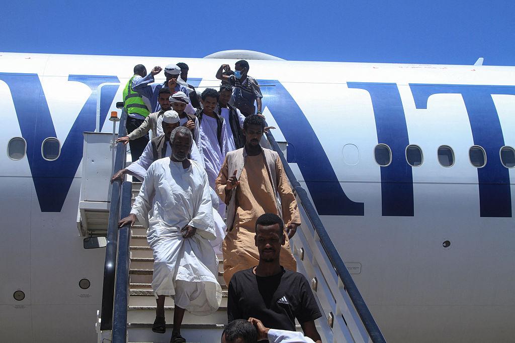 First migrant return flight leaves Khartoum since war began