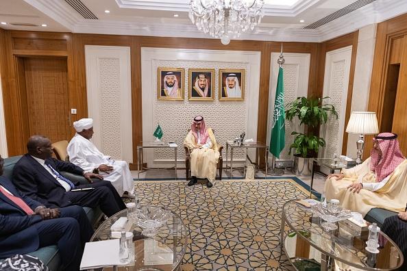 Saudi Arabia grants $20m to six Sudanese ministries