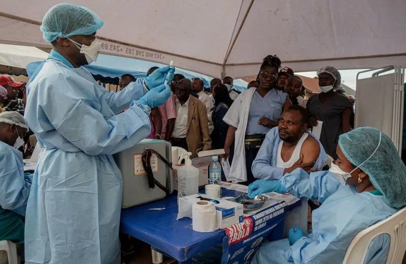 Uganda imposes 21-day quarantine amid Ebola fears