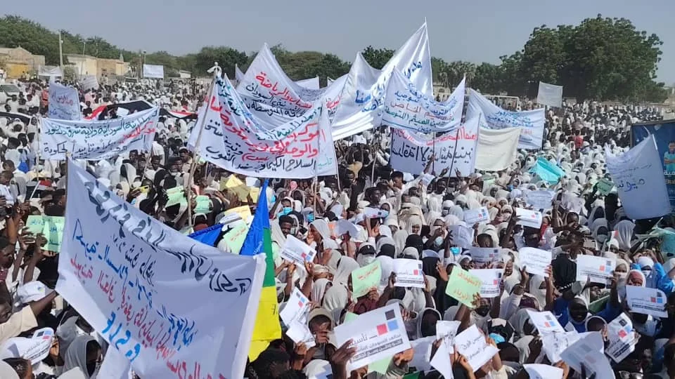 Thousands rally in East Darfur against SAF air strikes