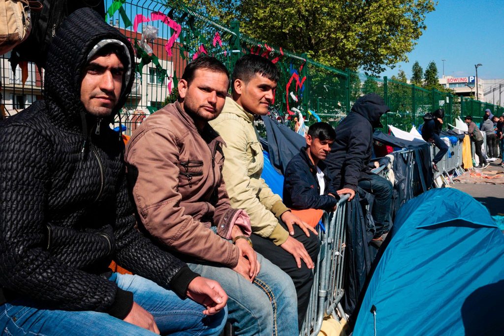 France opens Taliban talks over Afghan deportations