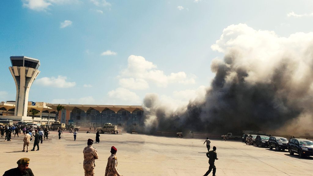 Houthis strike Aden airport as Yemen fighting intensifies