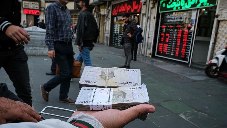 Iranian rial hits record low as central bank steps in