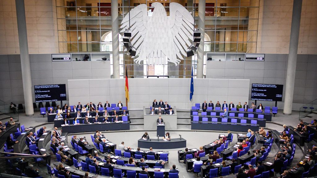 Berlin moves to curb Muslim Brotherhood-linked networks