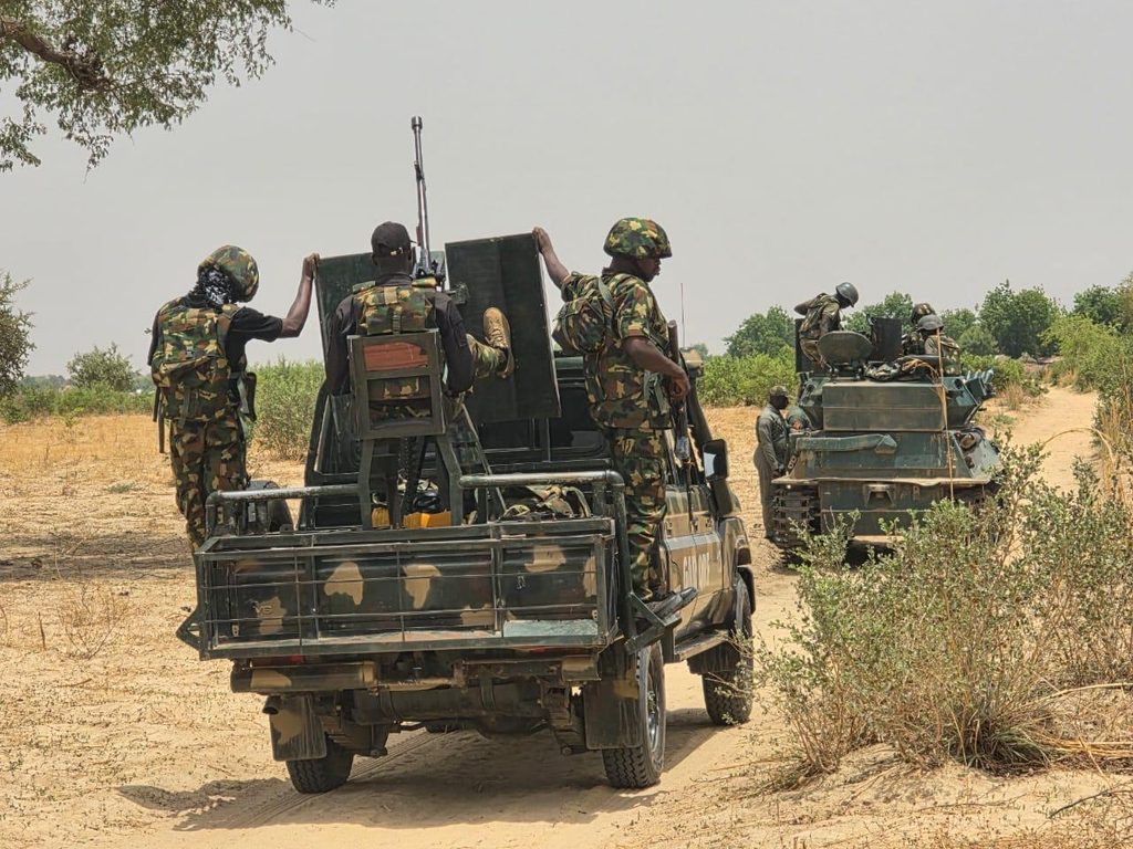 Gunmen kill 20 in attack on market convoy in Nigeria