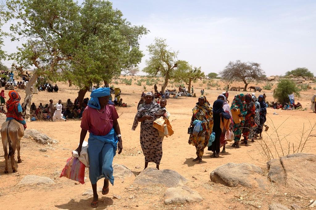 Sudanese families flee army advance amid fears of reprisals