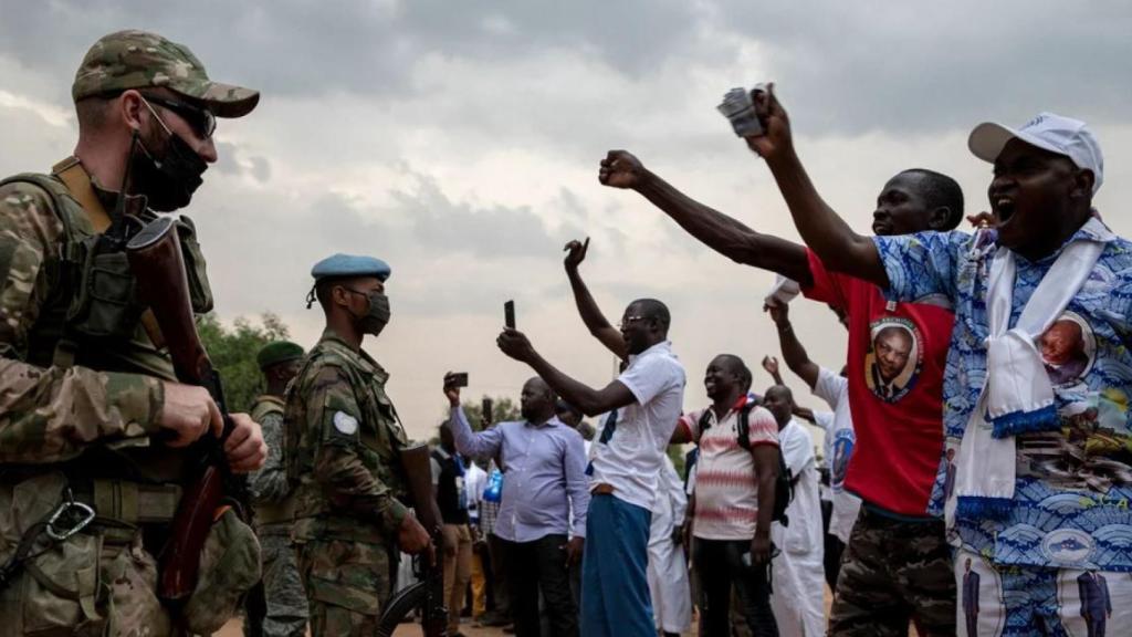 Russian, CAR forces accused of looting Sudanese traders